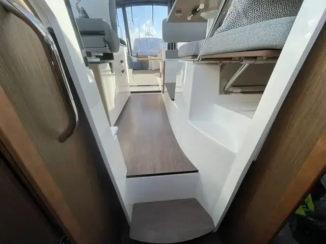 Beneteau Antares 9