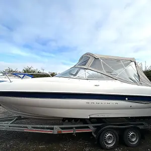 2003 Bayliner 212 Capri Cuddy