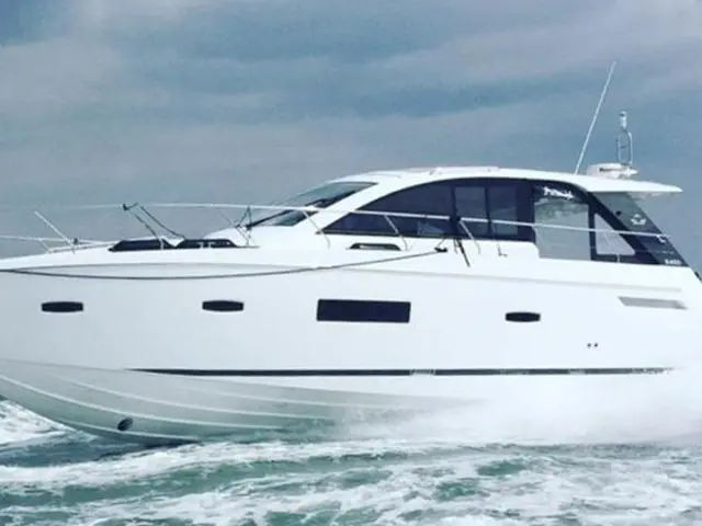 2016 Sealine s45