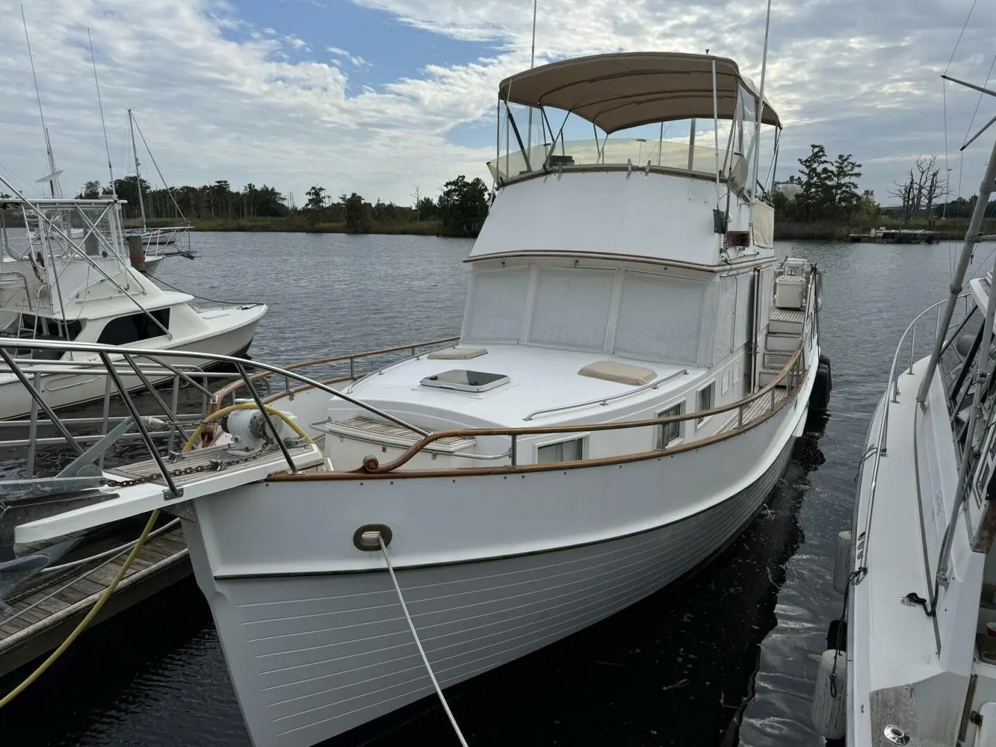 1989 Grand 42 motor yacht