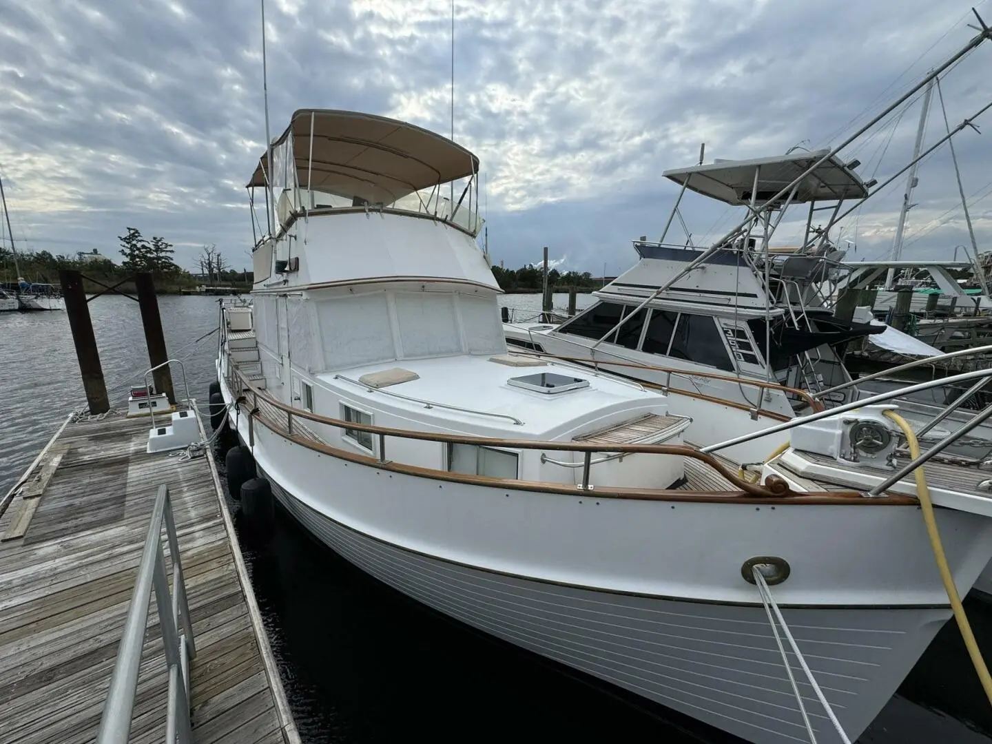 1989 Grand 42 motor yacht