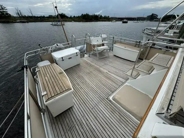 Grand Banks 42 Motor Yacht