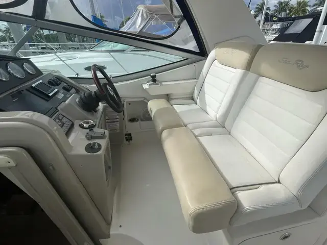 Sea Ray 310 Sundancer