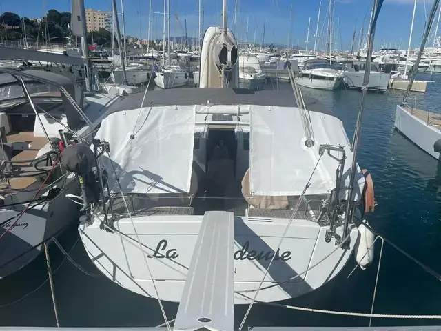 Hanse 385