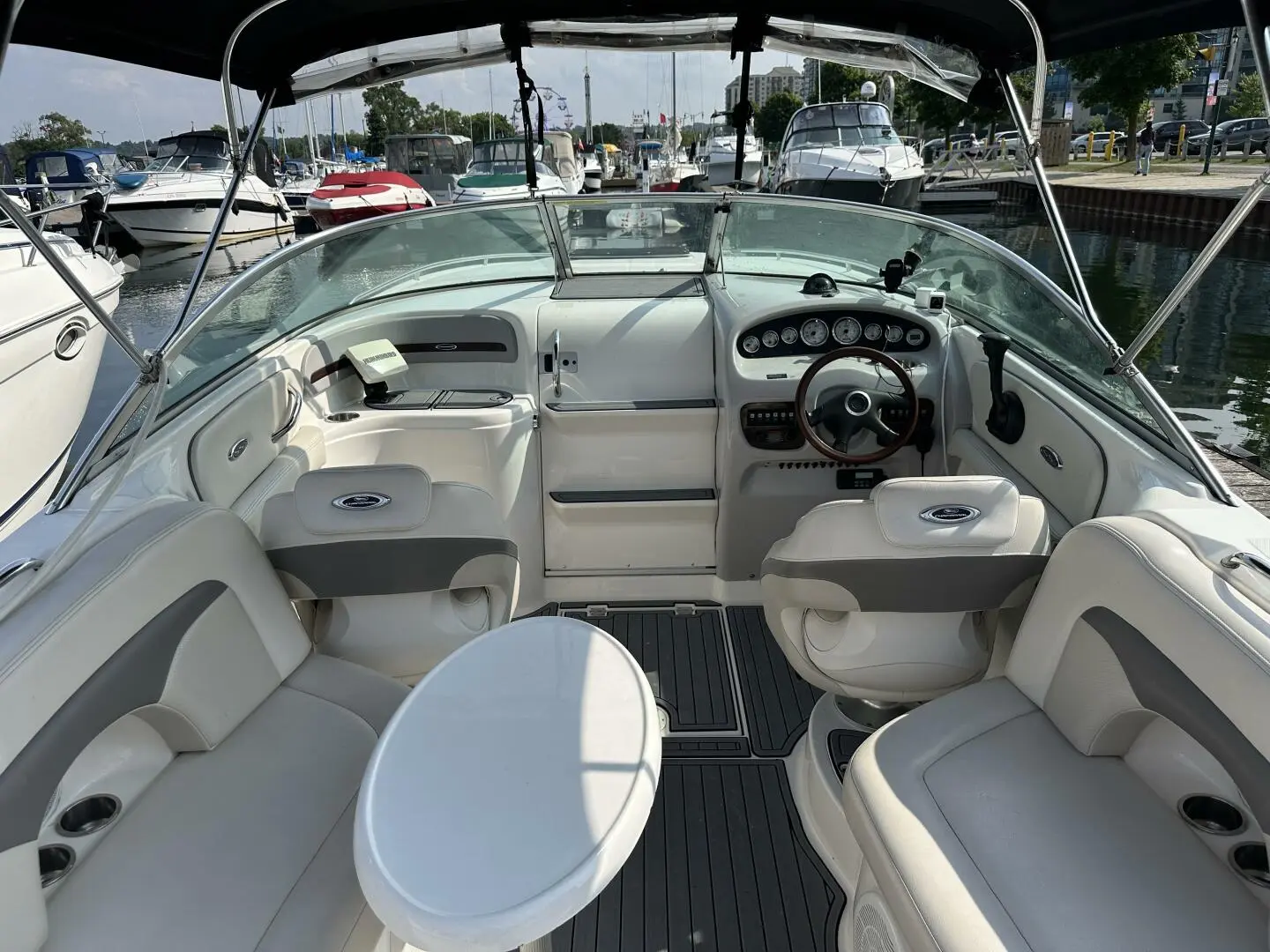 2005 Chaparral 265 ssi