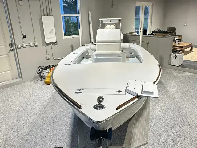 Custom Harrison Boatworks Flats Tunnel Skiff