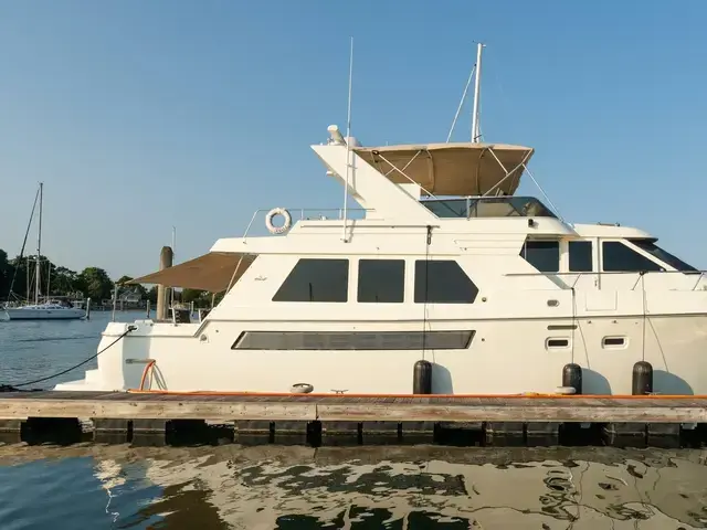 Tollycraft 57 Pilothouse Motor Yacht