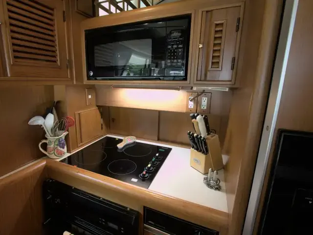 Offshore Yachts 58 Pilothouse