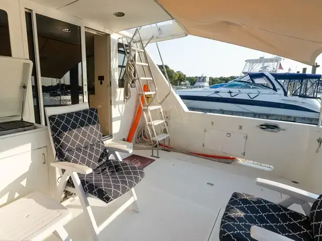 Tollycraft 57 Pilothouse Motor Yacht