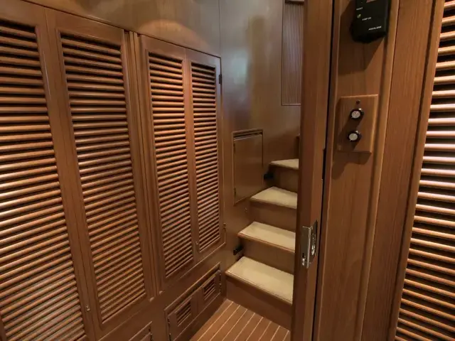 Offshore Yachts 58 Pilothouse