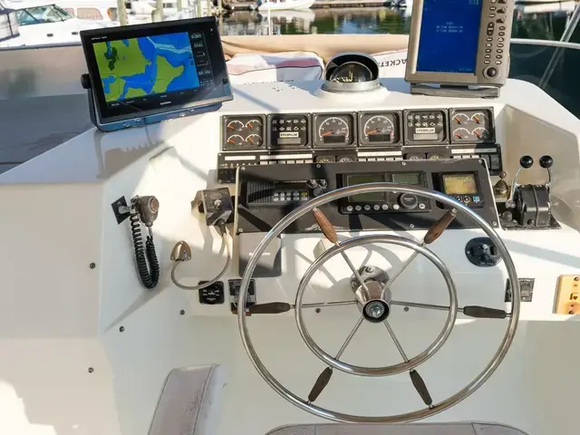 Tollycraft 57 Pilothouse Motor Yacht