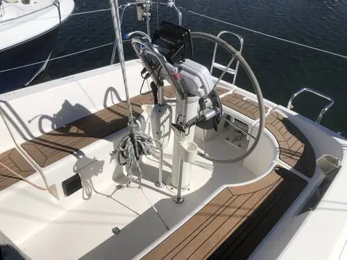 1998 Jeanneau sun odyssey 29.2 lifting keel