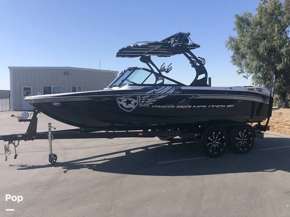 2010 Nautique super air 210