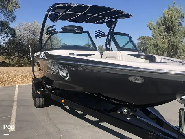 Nautique Super Air 210