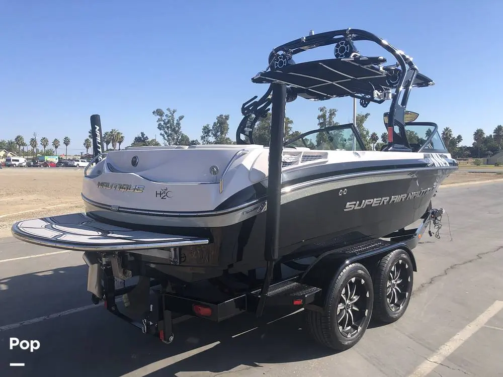 2010 Nautique super air 210