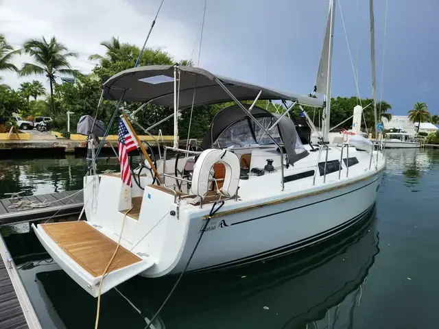 Hanse 348