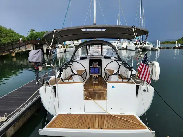 Hanse 348