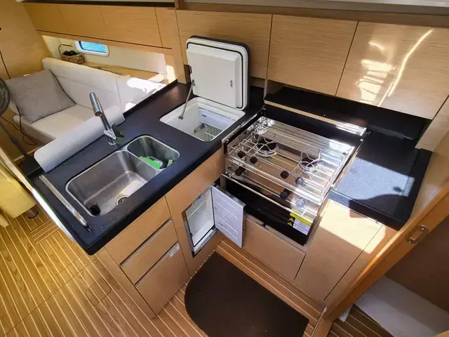 Hanse 348