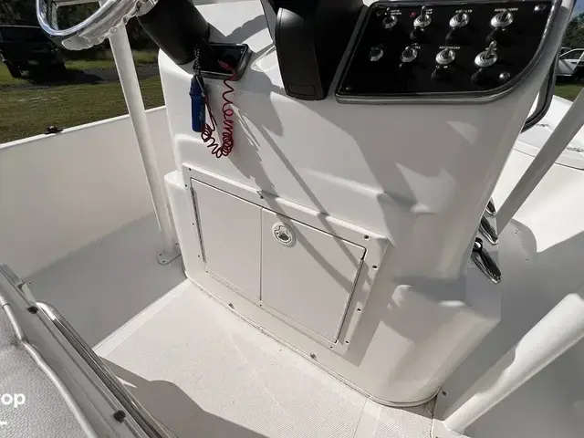 NauticStar Boats Sport-Bay 2140