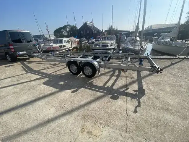 Sea Ray 260 OV Incl. Trailer