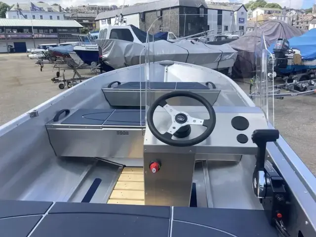 Linder Boats Sportsman 400