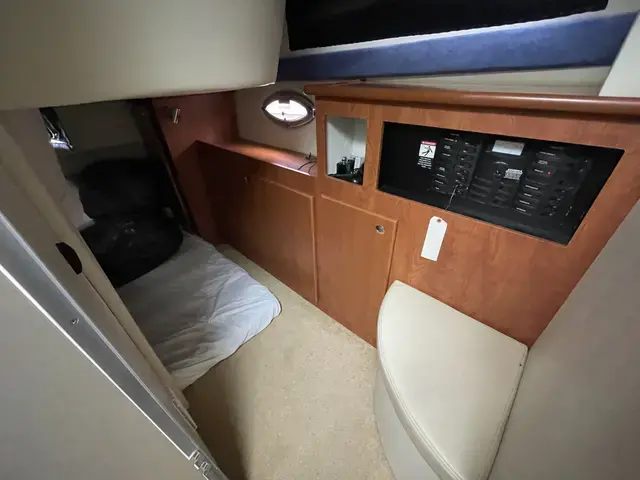 Bayliner 320 Cruiser