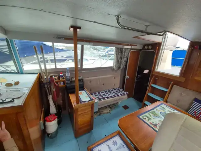 Aquastar 33 Aft Cabin