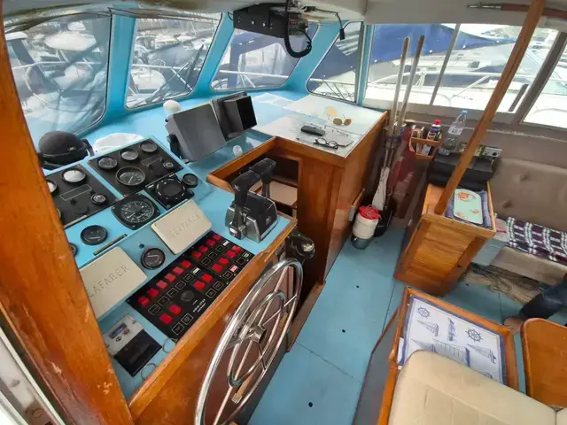 Aquastar 33 Aft Cabin