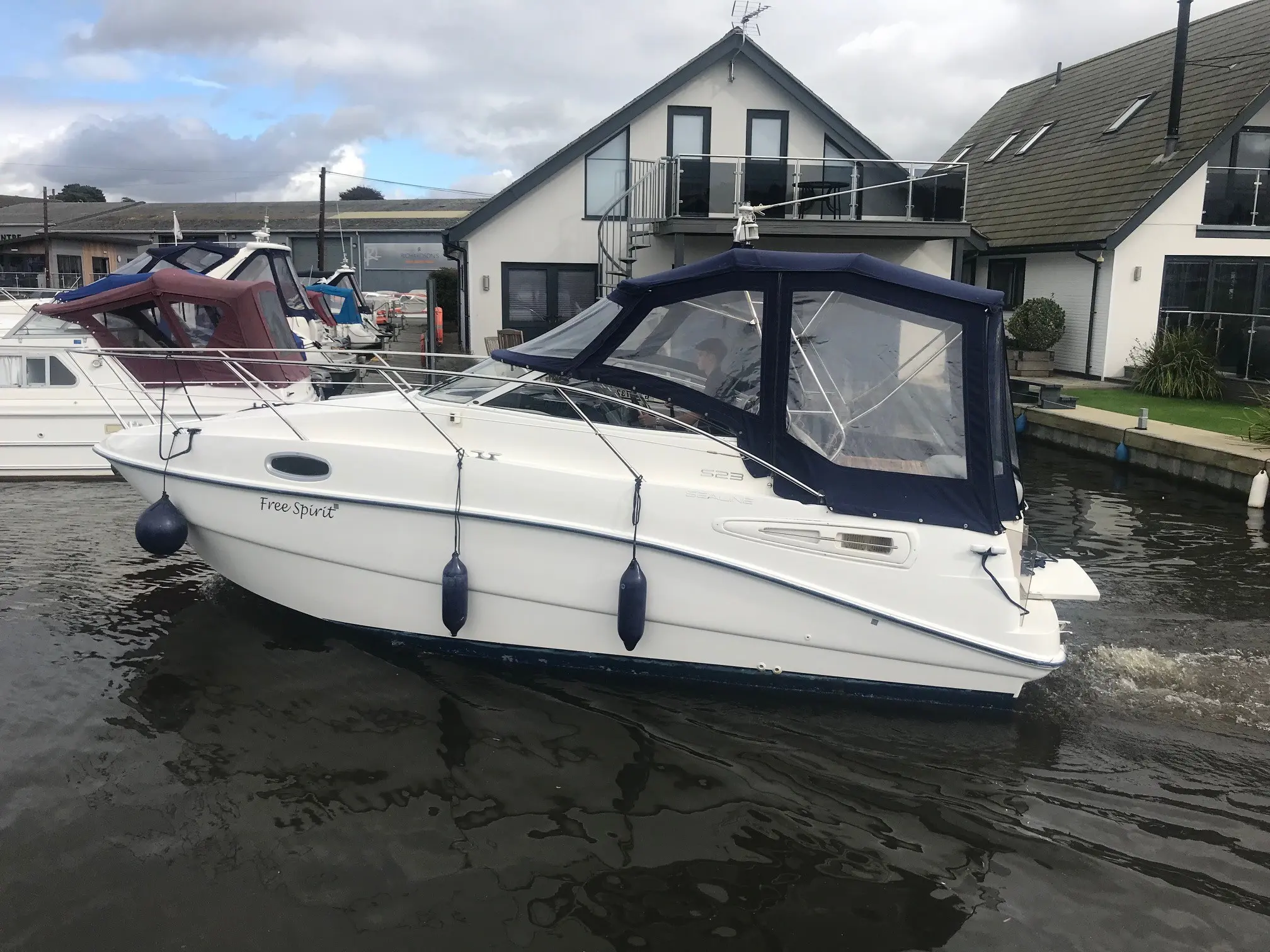 2003 Sealine s23