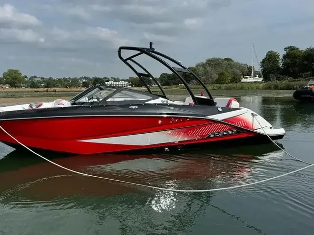 Scarab 215 H.O.