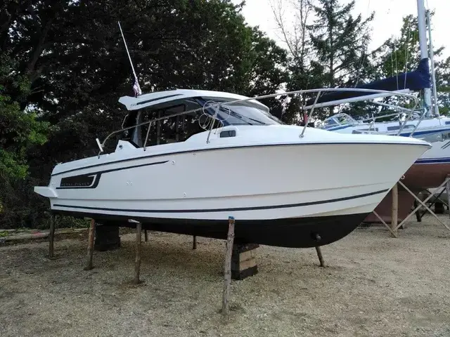 Jeanneau Merry Fisher 795