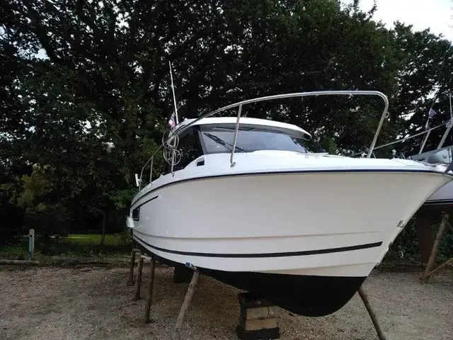 Jeanneau Merry Fisher 795