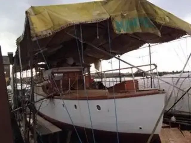 Classic 68' Silvers Twin Screw Motor Yacht