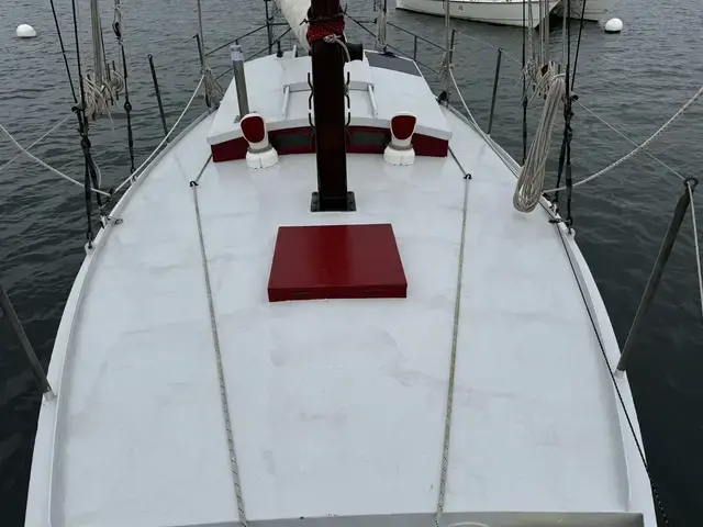 Classic 28' Steel Gaff Cutter