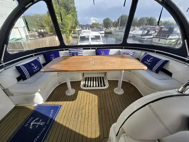 Fairline Phantom 43 Aft Cabin