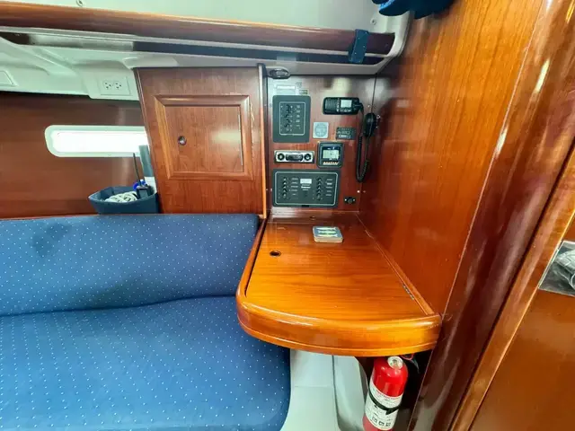 Beneteau Oceanis 323