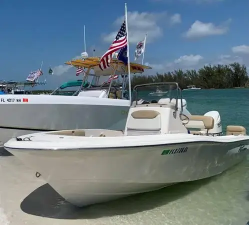 2019 Pioneer 222 islander