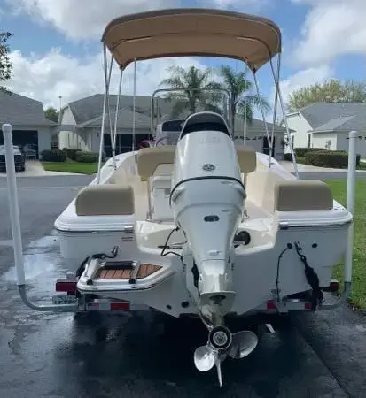 2019 Pioneer 222 islander