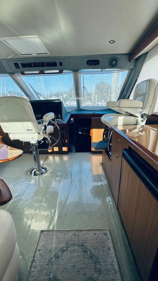 2010 Viking sport yacht