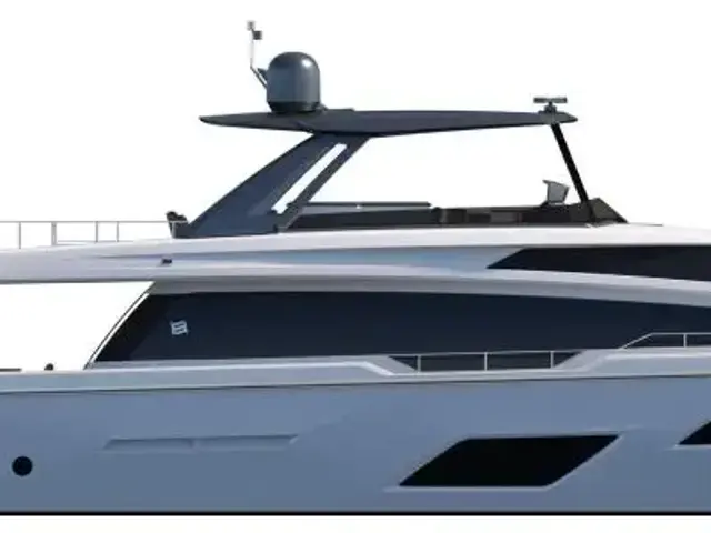 Ferretti Yachts 780