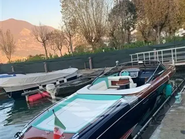 Riva 33 Aqua