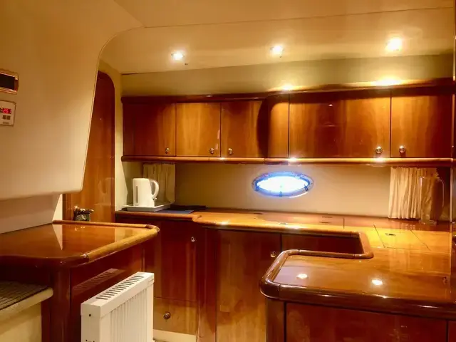 Sunseeker Camargue 47