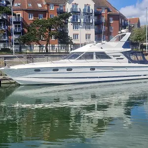 1989 Fairline 43