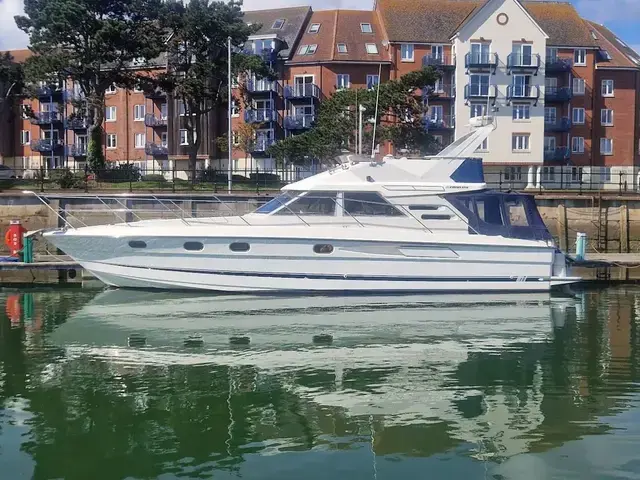 Fairline 43