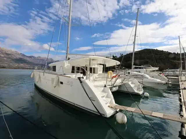 Lagoon 450