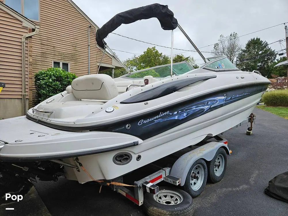 2005 Crownline 240 ex