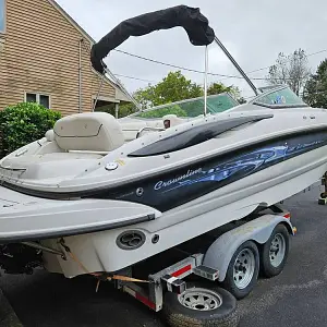 2005 Crownline 240 EX