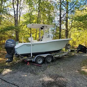 2010 Tidewater Boats 216 CC Adventure