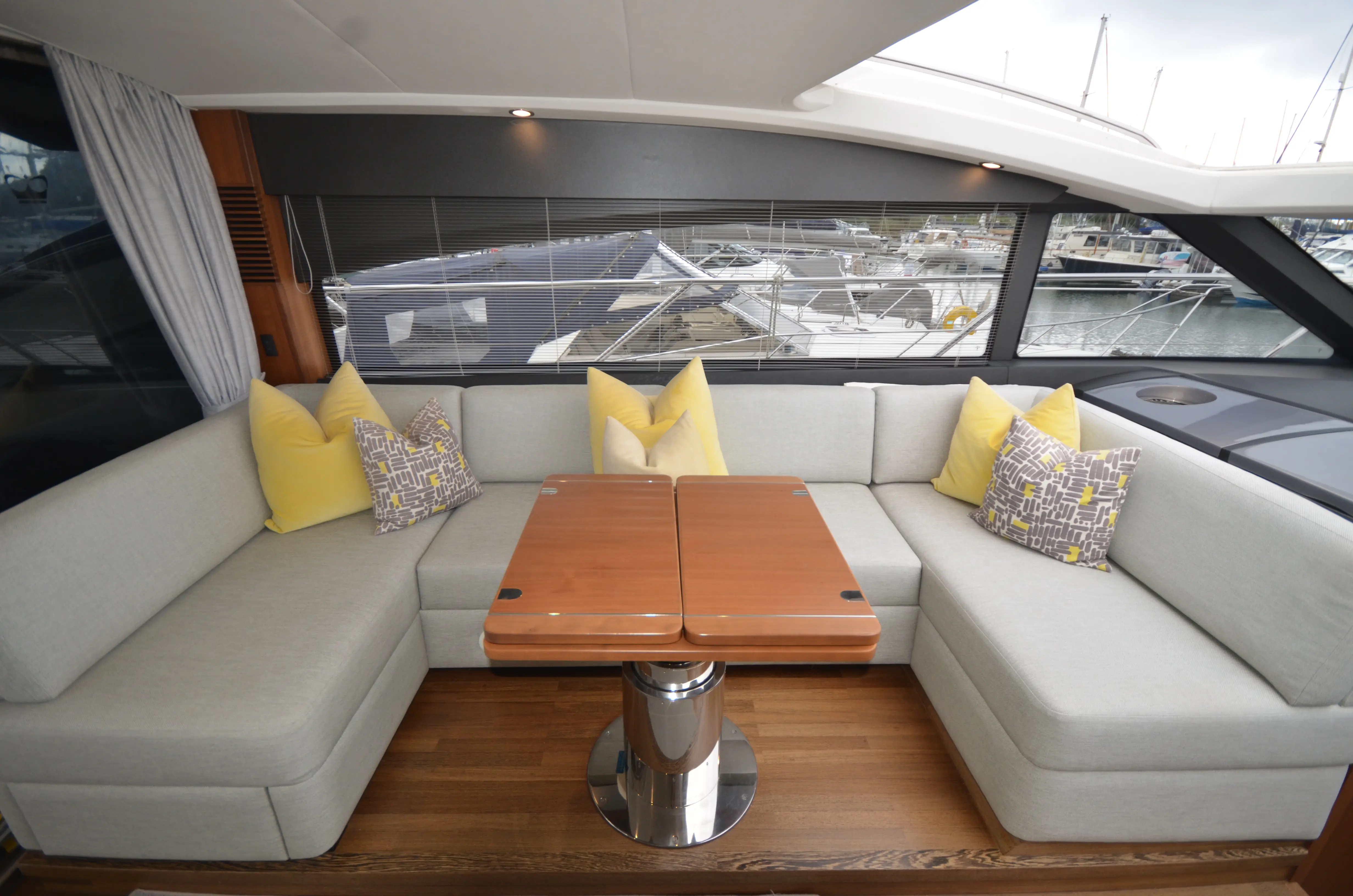 2014 Princess v52