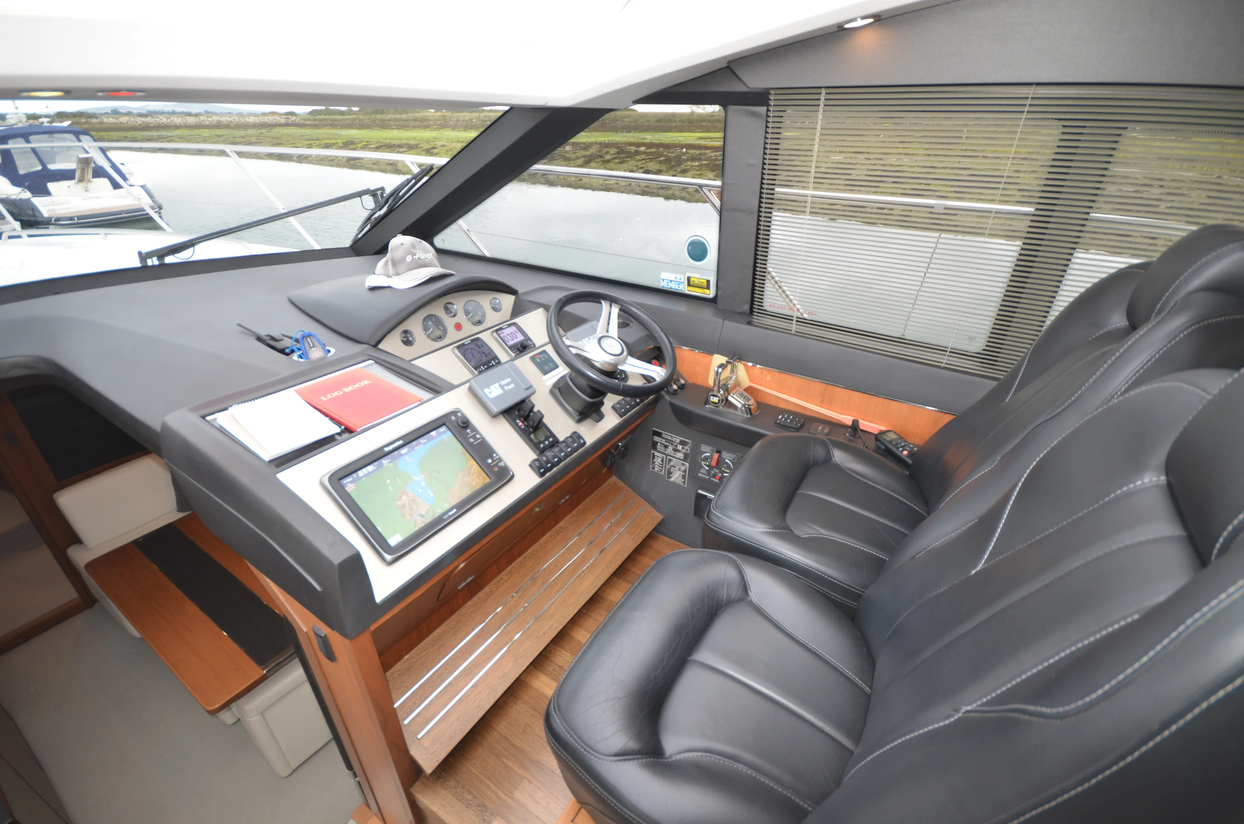 2014 Princess v52